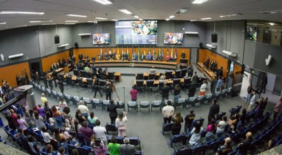 Orgulho de Roraima: Deputados entregam comendas a destaques de campeonato nacional de jiu-jitsu