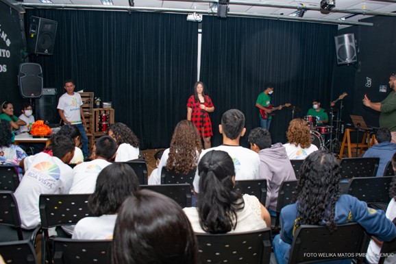 Artcanto: Integrantes soltam a voz e dão um show de talento em Concurso Musical