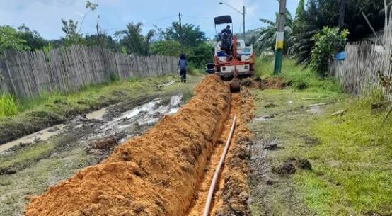 Vila Equador: Caer perfura poço artesiano e constrói 1.500 metros de rede de extensão de água