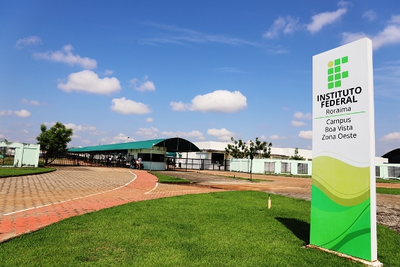 Projeto do Campus Boa Vista Zona Oeste leva exibição de filme para público interno e externo