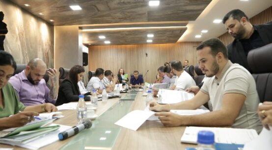Deputados se reúnem em Comissão Conjunta para analisar matérias legislativas em tramitação
