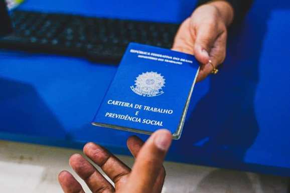 Confira as 64 vagas de emprego e cursos que o Sine-RR oferece nesta segunda-feira