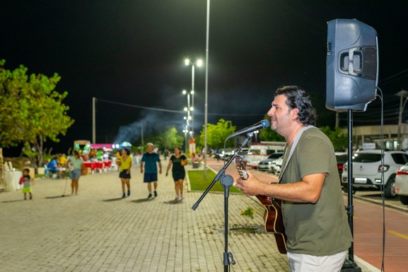 Quinta Cultural é marcada por grandes clássicos da MPB e do samba-rock