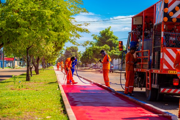 Mobilidade urbana: Prefeitura avança na pintura de ciclovias em Boa Vista