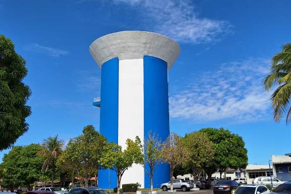 Caer faz manutenção de emergência em rede adutora no bairro Aparecida