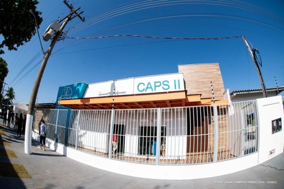 Prefeito Arthur entrega nova sede do CAPS-II e amplia capacidade de atendimento da unidade