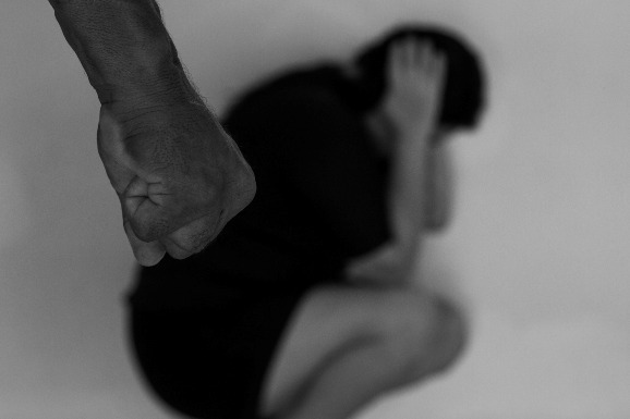 MPRR denuncia homem por violência reiterada contra a ex-companheira