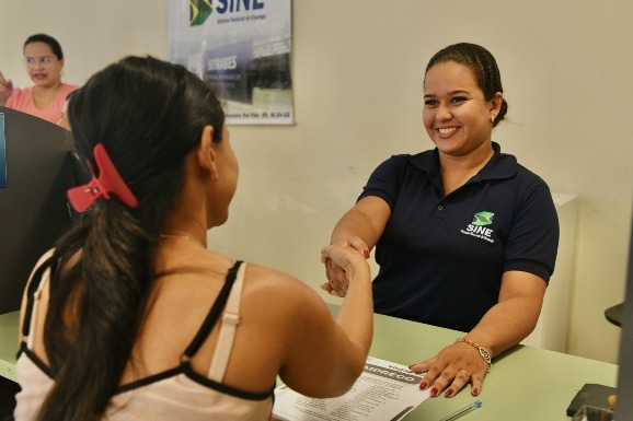 Confira as 63 vagas de emprego e cursos que o Sine-RR oferece nesta segunda-feira