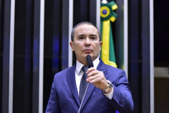 Câmara aprova marco regulatório sobre responsabilidade dos filhos com pais idosos