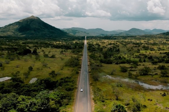 Dicas para enfrentar longas viagens pelas estradas de Roraima com segurança