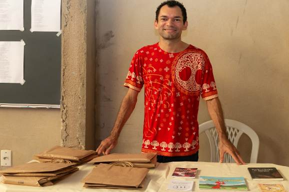 Escritor Aldenor Pimentel publica primeiro livro de distopia de Roraima