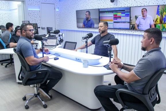 Escrever com a luz: Parlamento de Ponta a Ponta celebra Dia Nacional da Fotografia