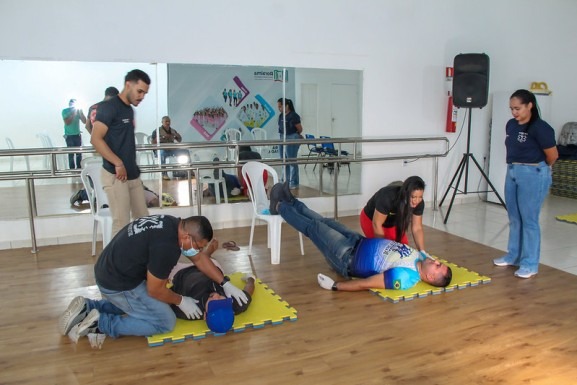 CCJuv da ALE-RR promove capacitação prática em primeiros socorros para instrutores