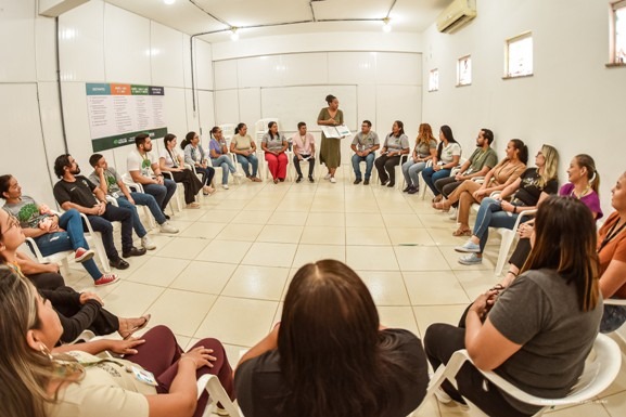 Família Que Acolhe: profissionais do Programa participam de oficinas para fortalecer atendimentos à população