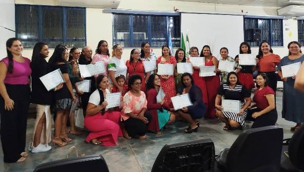 Novo Paraíso: IFRR certifica 30 mulheres no curso FIC de Preparadora de Doces e Conservas