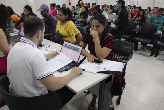 Rede estadual: Central de Matrículas da Seed disponibiliza mais de 6 mil vagas