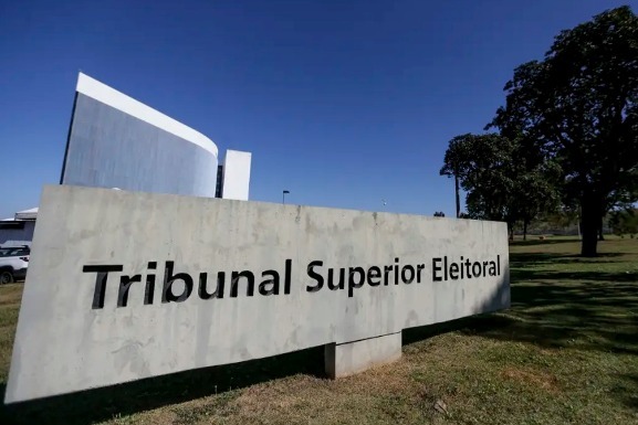 Eleitores que não votaram no 2º turno têm até terça para justificar