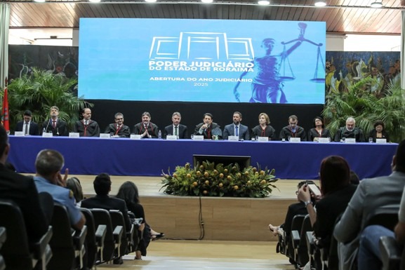 Cooperação institucional: vice-presidente da ALE-RR destaca compromisso com Justiça na abertura do ano judiciário