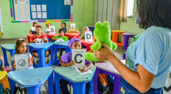 Rede Municipal de Ensino se mobiliza para Dia “A” da Alfabetização nesta quinta-feira