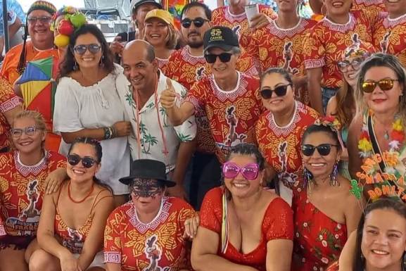 Bloco Frango do ½ Dia comemora 18 anos de muita folia e irreverência
