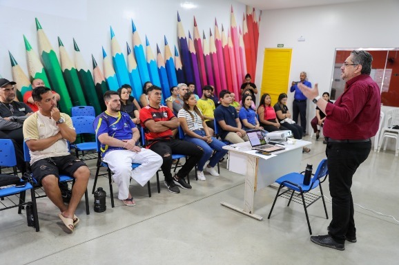 CCJuv/ALE-RR: servidores participam de capacitação com foco no trabalho em equipe