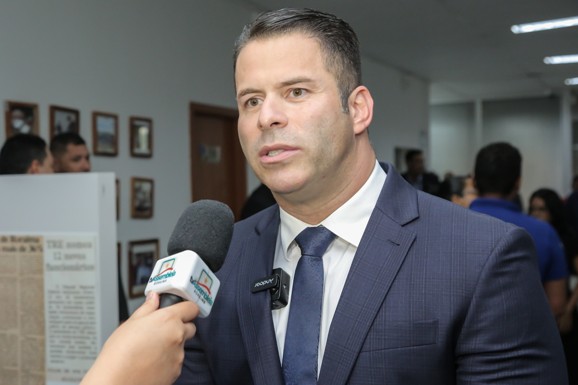 Segundo-vice-presidente da ALE-RR reforça parceria com TRE-RR durante posse da nova presidência