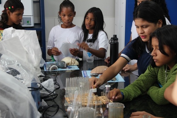 Ciência na Escola: Governo de Roraima qualifica professores na elaboração de projetos científicos