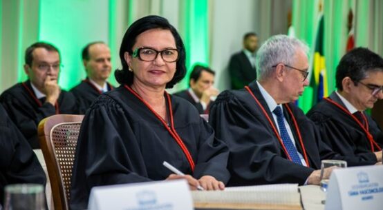 Nova diretora da Escola Judicial de Roraima é empossada