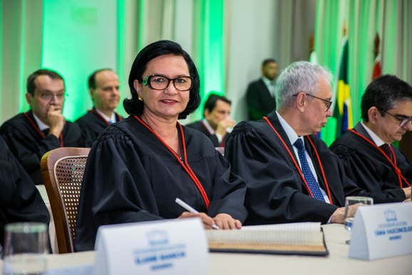 Nova diretora da Escola Judicial de Roraima é empossada