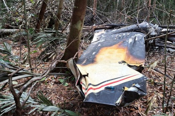 Avião venezuelano que transportava drogas é abatido pela FAB