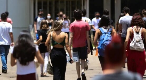 Inscrições para o Fies 2025 terminam nesta sexta-feira