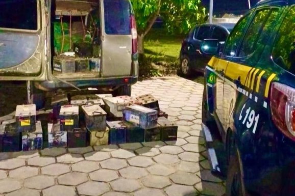 Baterias contrabandeadas são apreendidas pela PRF em Roraima