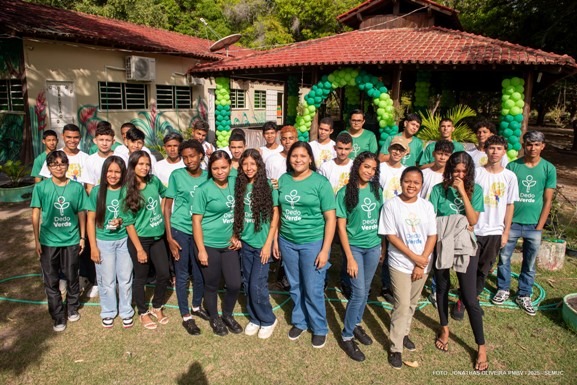 Em meio risos e brincadeiras, projetos sociais retornam às atividades