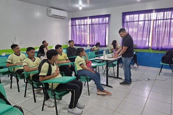 Ano letivo: mais de 18 mil estudantes da rede estadual voltam às aulas no Interior nesta quinta-feira