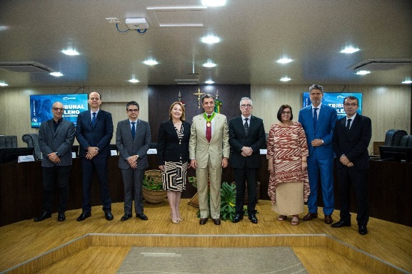 Medalha do Mérito Judiciário: TJRR homenageia Embaixador da Itália Alessandro Cortese