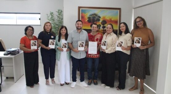 Incentivo à Leitura: escritor roraimense doa livros para unidades estaduais de ensino