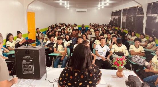 Escola Estadual Vanda da Silva Pinto celebra aniversário com gincana especial