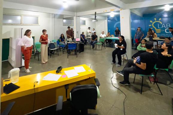 Educação Híbrida: professores da rede estadual participam de aula prática sobre o tema em Roraima