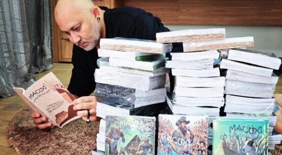 Cultura com criatividade: escritor leva a literatura roraimense a três grandes eventos em abril