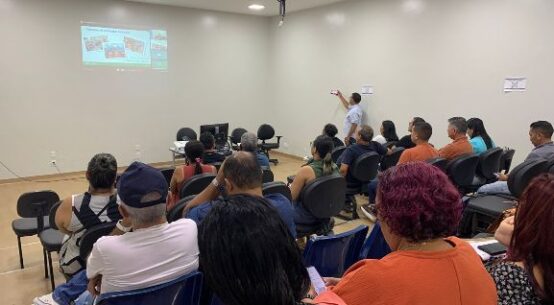 Educação Financeira: escolas da rede estadual alinham estratégias para programa do Banco Central e Olimpíada do Tesouro Direto