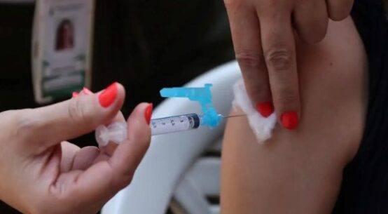 HPV: vacinação é forma mais eficaz de proteção