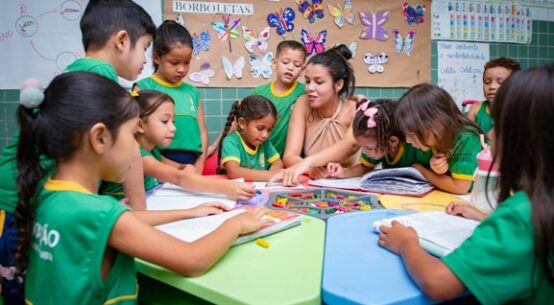 Com dedicação e afeto, pedagogos de Boa Vista ajudam a construir o futuro todos os dias