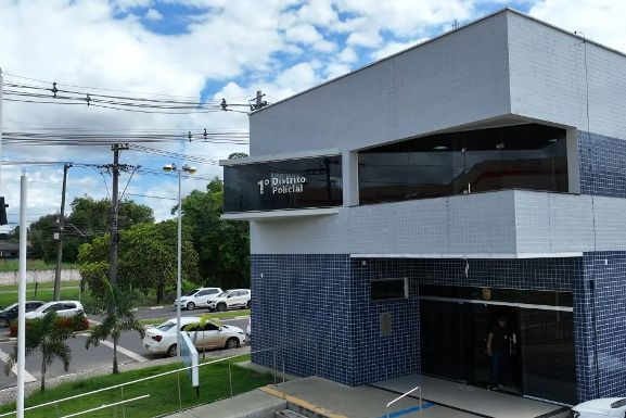 Homem é indiciado por falsificar recibos de pensão alimentícia para enganar a Justiça