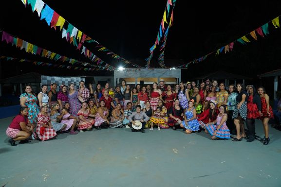 Alto Alegre: moradores participam de noite de dança e integração no Centro de Convivência da Juventude