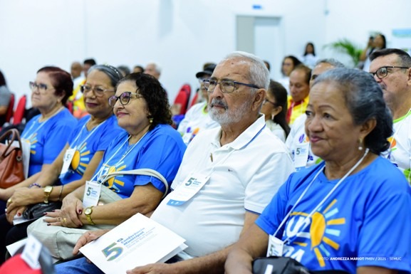 Conferência reforça importância de cuidados e proteção à pessoa idosa
