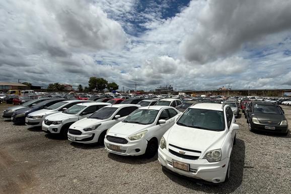 Detran-RR realiza leilão online com mais de 400 veículos disponíveis