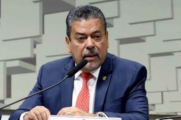 Senador Dr. Hiran critica tentativa do governo de manter aumento do IOF após derrota no Congresso