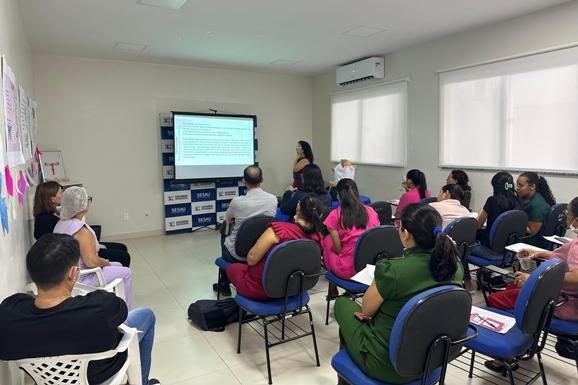 Humanização: Maternidade realiza palestras sobre o método canguru