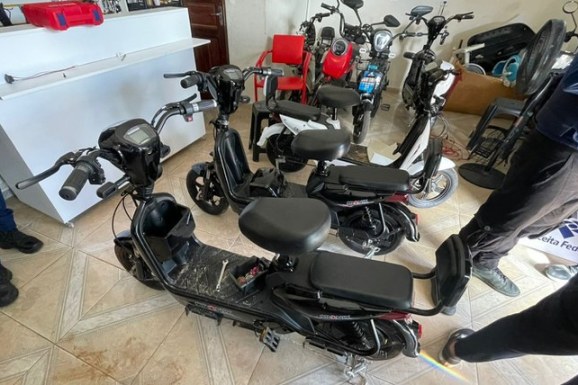 Operação da PF e Receita Federal apreende motos elétricas trazidas da Guiana