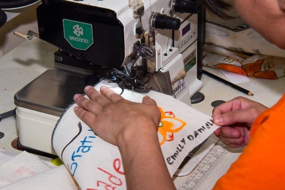 Governo promove curso de corte e costura para 32 reeducandas da Cadeia Pública Feminina de Boa Vista